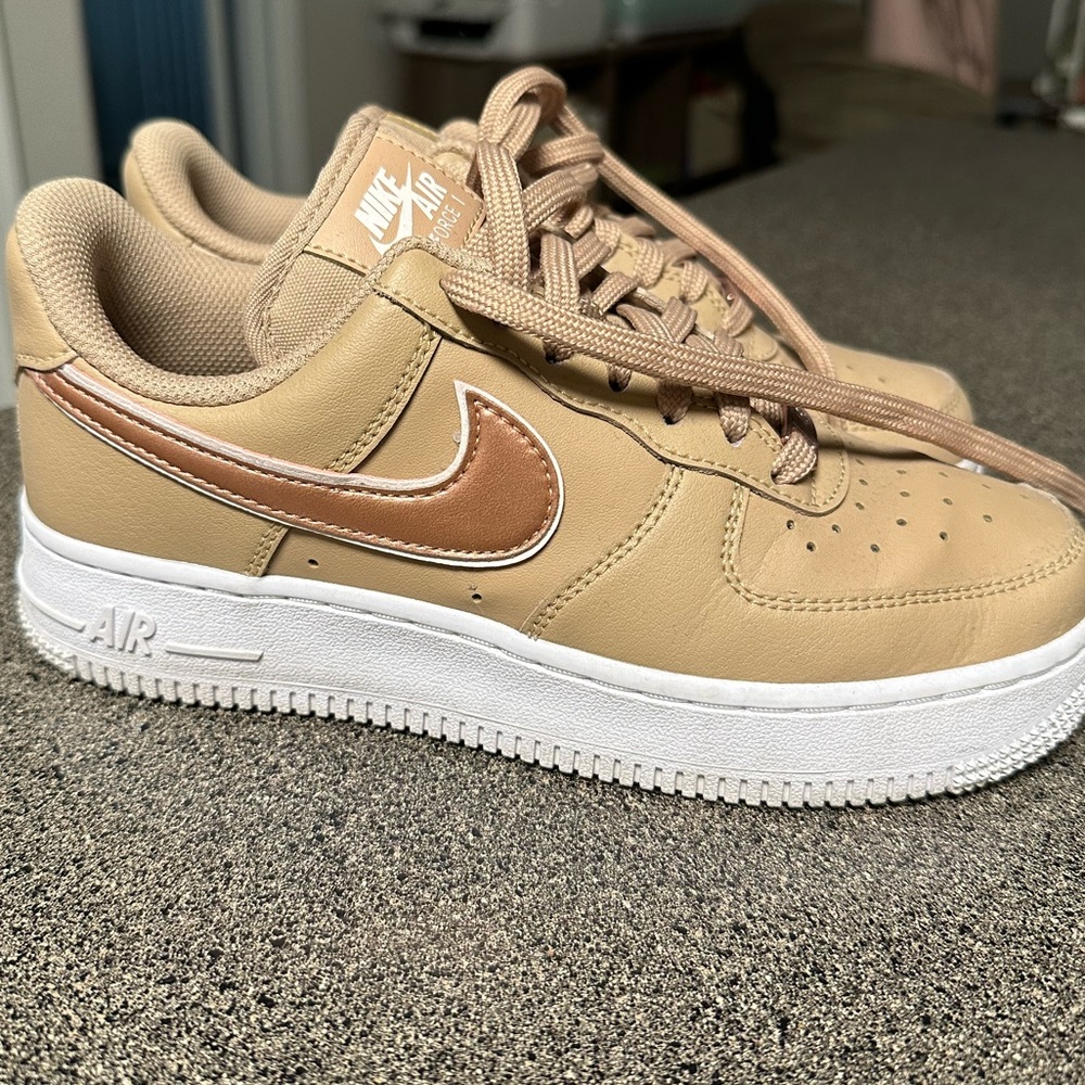 Nike Air Force 1